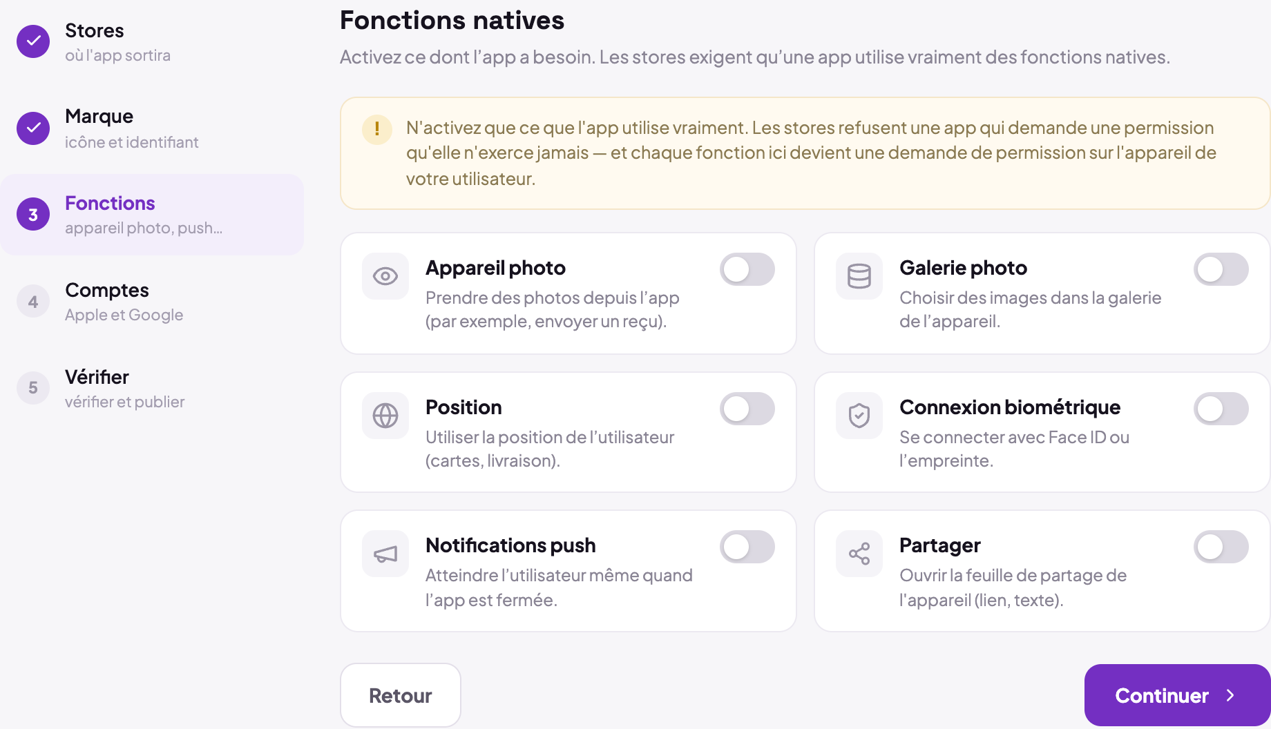 L’étape Fonctions de l’assistant, avec appareil photo, photos, position, biométrie, push et partage, chacun avec une ligne d’explication.